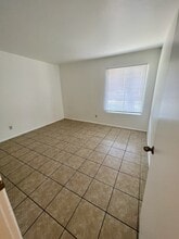 Brenda Arms in Tempe, AZ - Foto de edificio - Building Photo