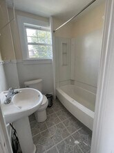 113 Elmwood Ave in Burlington, VT - Building Photo - Building Photo