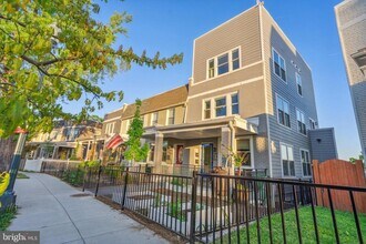 1267 Penn St NE in Washington, DC - Building Photo - Building Photo