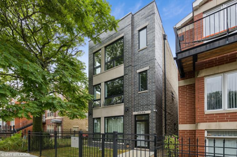 2536 W Harrison St, Unit 3 in Chicago, IL - Foto de edificio