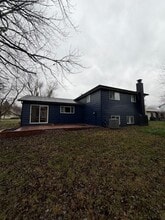 210 W Columbus St in Pickerington, OH - Building Photo - Building Photo