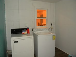 711 Miera Ave in Clayton, NM - Building Photo - Building Photo