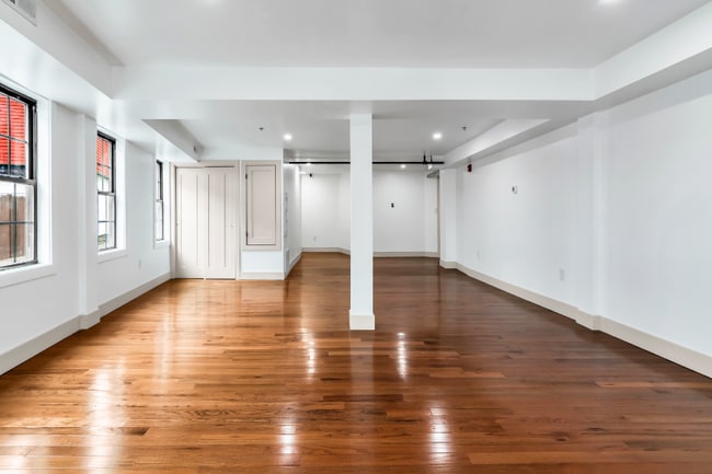 2 Charles St in Methuen, MA - Building Photo - Building Photo