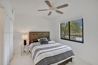 516 SE 1st Cir in Pompano Beach, FL - Foto de edificio - Building Photo