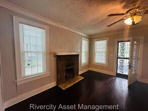 2093 Lamar Ave in Memphis, TN - Building Photo - Building Photo