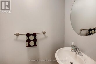 2626 Bur Oak Ave in Markham, ON - Building Photo - Building Photo