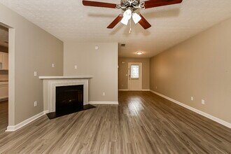 1426 Persimmon Trace in Morrow, GA - Building Photo - Building Photo