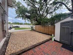 807 1/2 S Fremont Ave in Tampa, FL - Building Photo - Building Photo