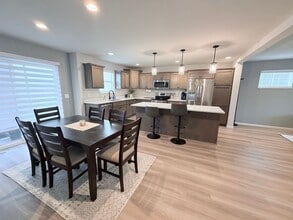 435 Crusader Pt in Waunakee, WI - Building Photo - Building Photo