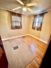 224 N 20th St in East Moline, IL - Building Photo - Building Photo
