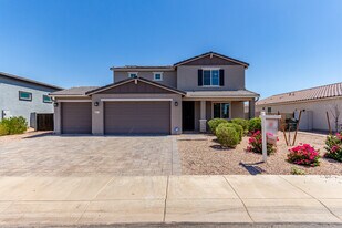 2071 E Piedmont Pl in Casa Grande, AZ - Building Photo