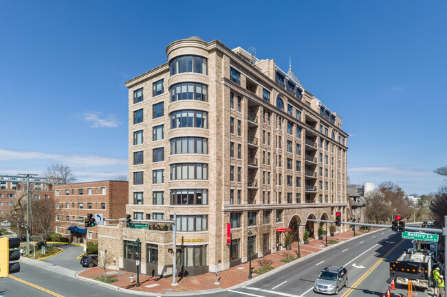 Stonehall Bethesda in Bethesda, MD - Foto de edificio - Primary Photo