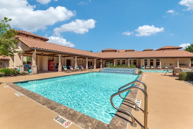 Two Rivers in Georgetown, TX - Foto de edificio - Building Photo