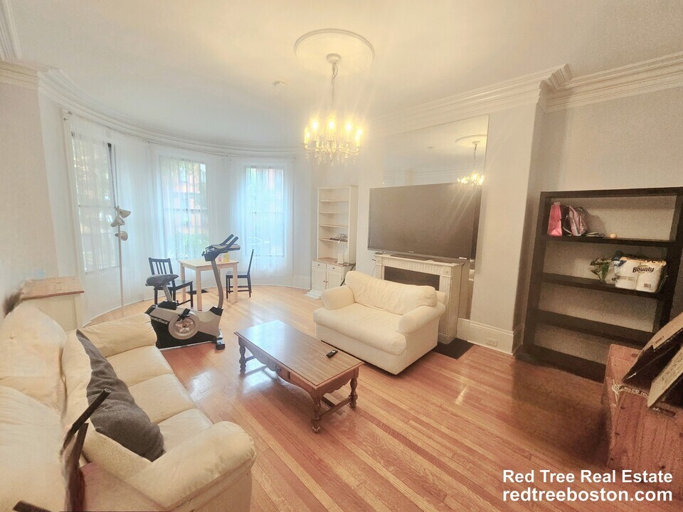 429 Marlborough St, Unit 2 in Boston, MA - Foto de edificio