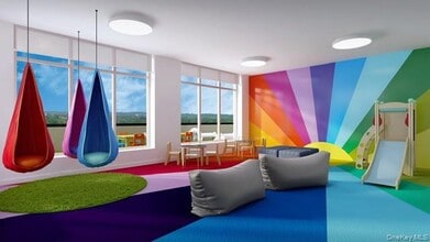 199 2nd St in Mineola, NY - Foto de edificio - Building Photo