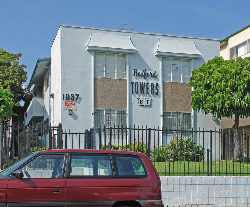 Bedford Towers in Los Angeles, CA - Building Photo