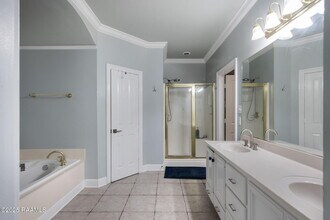 102 Lockeport Cir in Lafayette, LA - Building Photo - Building Photo