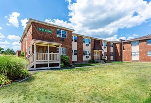 644 Silver Lake-Scotchtown Rd in Middletown, NY - Building Photo