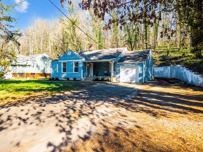 120 Stone Rd in Knoxville, TN - Building Photo - Building Photo
