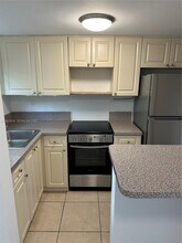 1514 Salzedo St in Coral Gables, FL - Building Photo - Building Photo