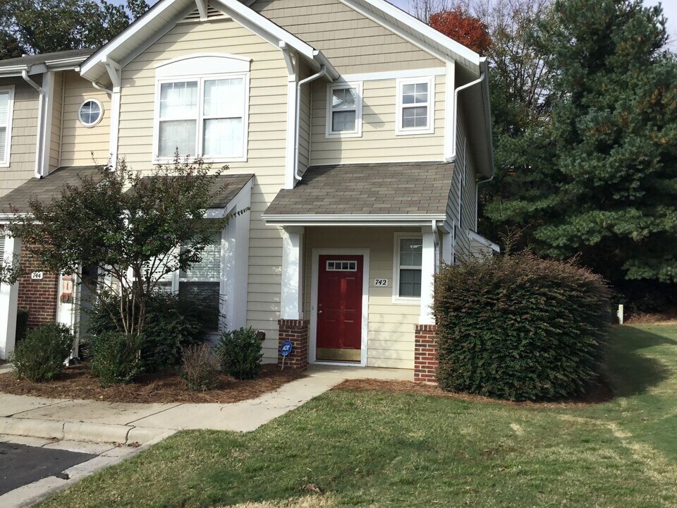 742 Shellstone Pl in Fort Mill, SC - Building Photo
