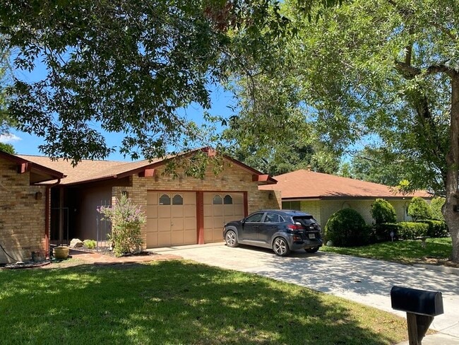 property at 1707 Timber Oak St
