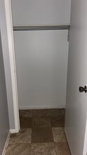 425 15th St, Unit 4 in Moline, IL - Foto de edificio - Building Photo