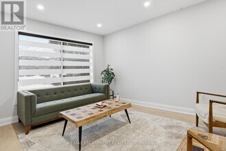 108 Greenshire Dr in Hamilton, ON - Building Photo - Building Photo