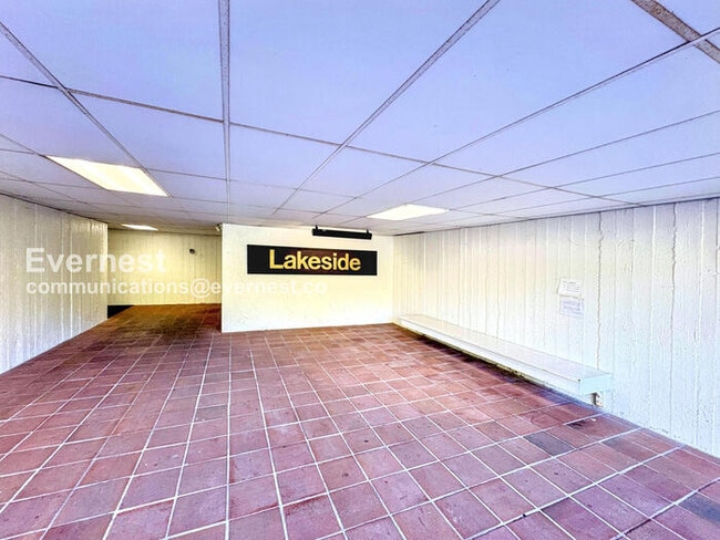 6260 139th Ave NE