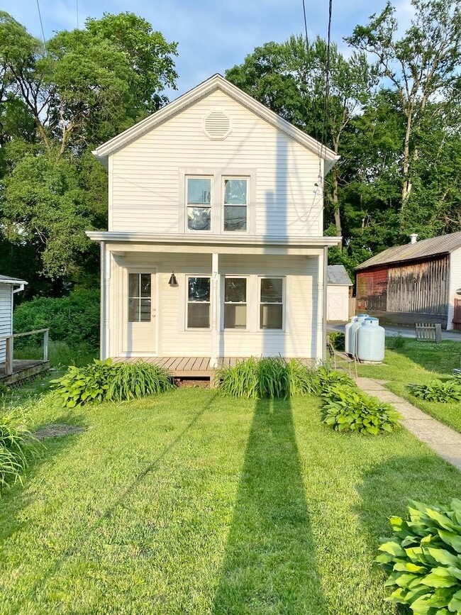 property at 7 Elizabeth St