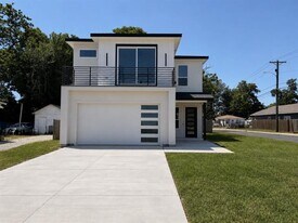2602 Ghent St in Dallas, TX - Building Photo