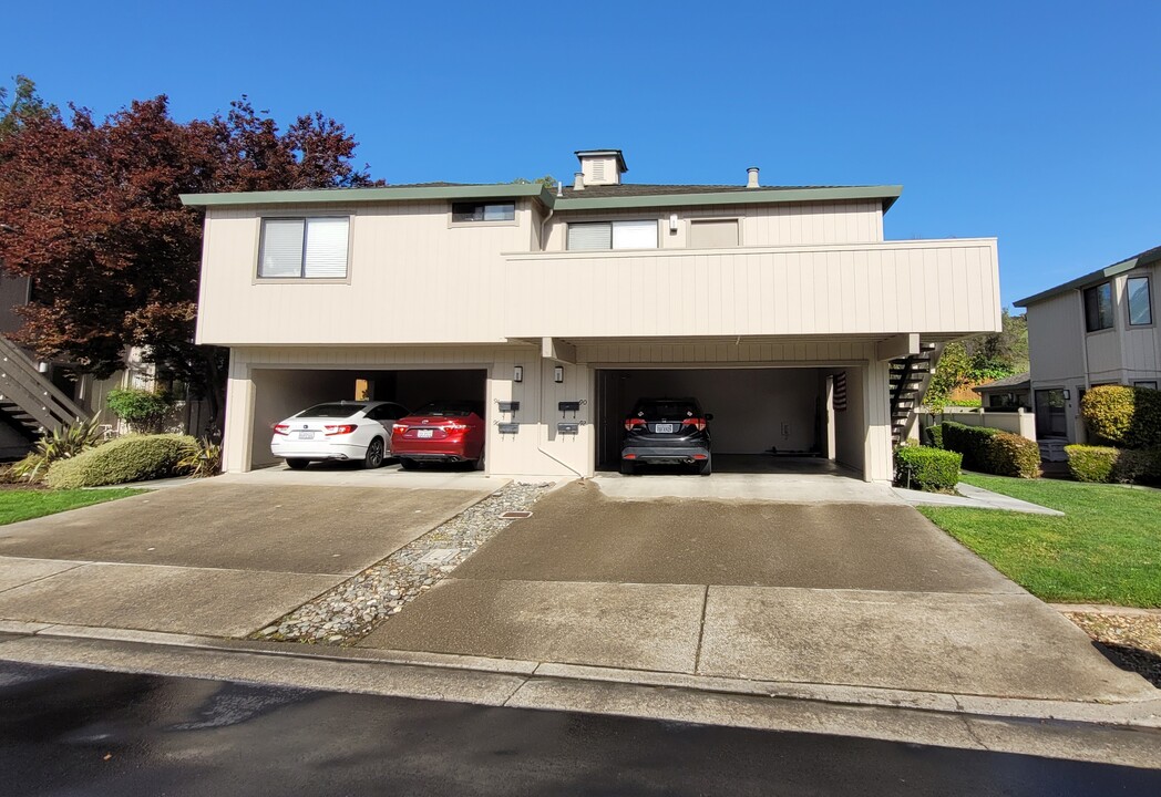 92 Dockside Cir, Unit 92 dockside cir in San Rafael, CA - Building Photo