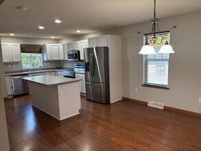 1438 Cleveland Ave in Waukesha, WI - Building Photo - Building Photo