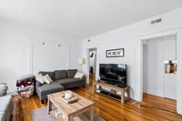 7 Hallam St, Unit 1 in Boston, MA - Building Photo - Building Photo