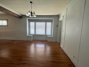 607 E Kansas Ave in McPherson, KS - Building Photo - Building Photo