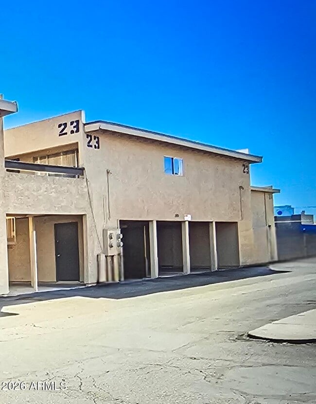 2676 N 43rd Ave in Phoenix, AZ - Building Photo - Building Photo