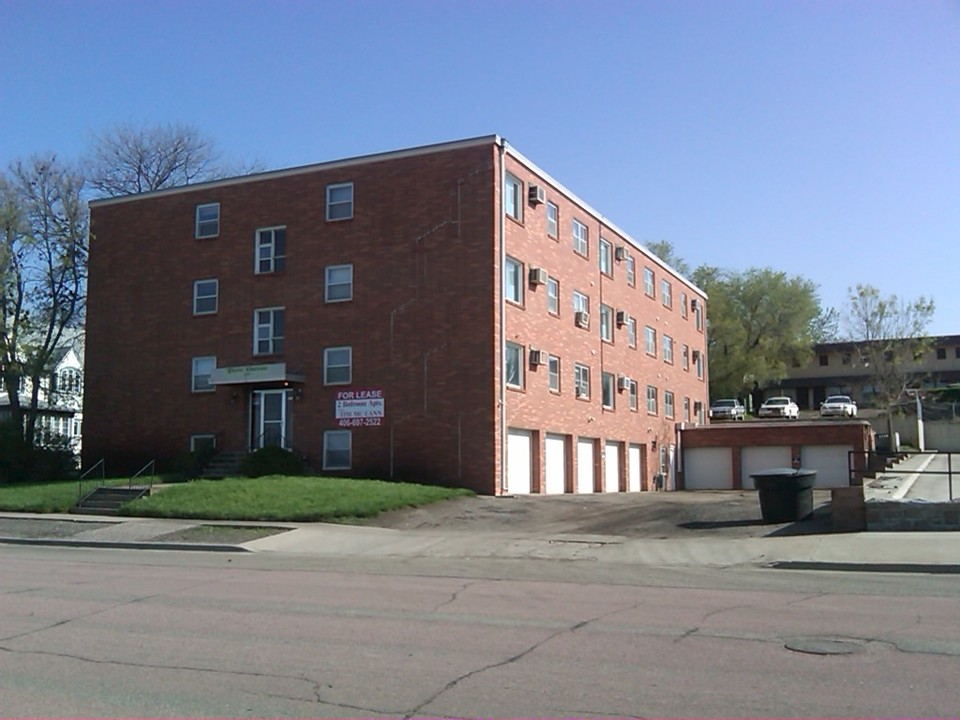 Pierre Chateau in Pierre, SD - Building Photo