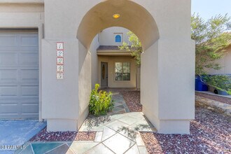 12245 Sitting Bull Dr in El Paso, TX - Building Photo - Building Photo