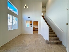 1021 Miradero Ln in Las Vegas, NV - Building Photo - Building Photo
