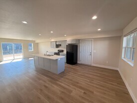 3034-3030 Bennington Pl in Plover, WI - Building Photo