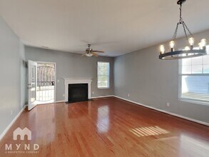 909 Summer Storm Dr in Durham, NC - Building Photo - Building Photo