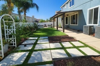 42 Helen Ave in Beaumont, CA - Building Photo - Building Photo