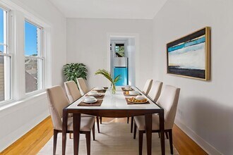 10342 S Calumet Ave in Chicago, IL - Building Photo - Building Photo