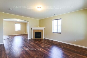 1319 Daffodil Ave NE in Orting, WA - Foto de edificio - Building Photo