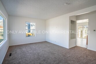891 N 235 E St in Orem, UT - Building Photo - Building Photo