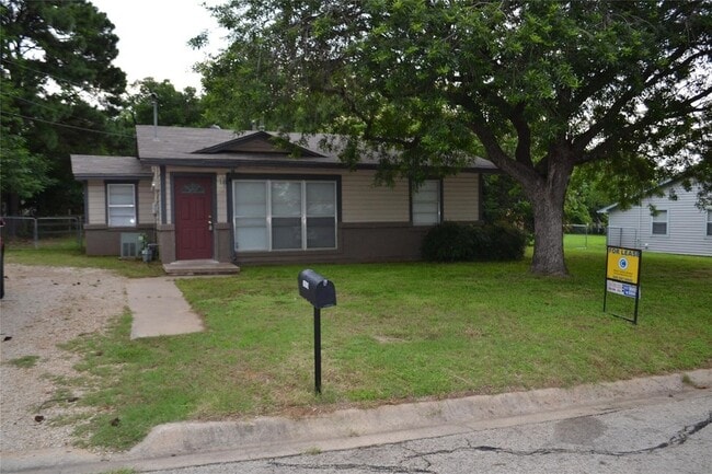 property at 1609 Wayne St