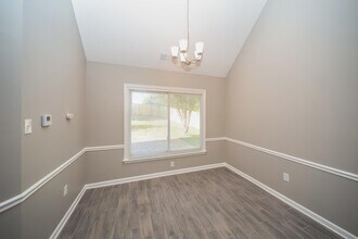 6602 Meadow Bend Dr in Memphis, TN - Building Photo - Building Photo