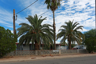 Hacienda in Tucson, AZ - Building Photo - Building Photo