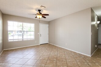 9007 W Cinnabar Ave in Peoria, AZ - Building Photo - Building Photo