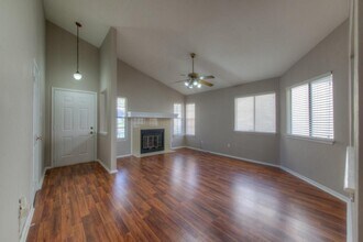 11617 Pearwood Pl in Austin, TX - Building Photo - Building Photo